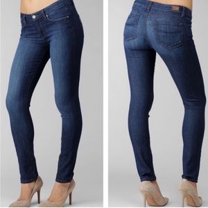 Paige Skyline Skinny, Size 33. Like new!
